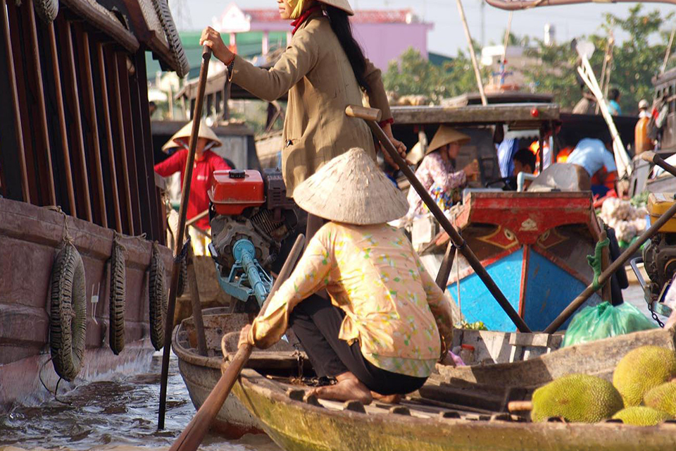 cai-rang-market-my-tho-ben-tre-can-tho-2-days-1