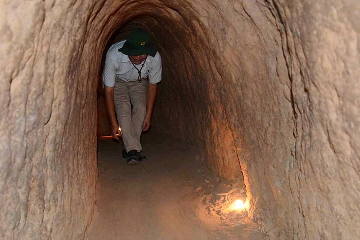 cu-chi-tunnels-1