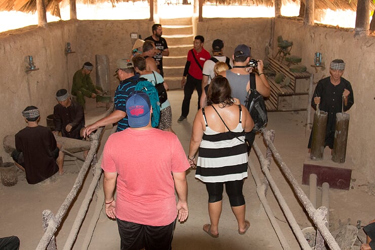 cu-chi-tunnels-2