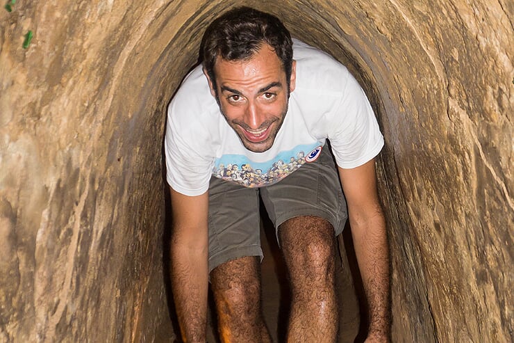 discover-cu-chi-tunnels
