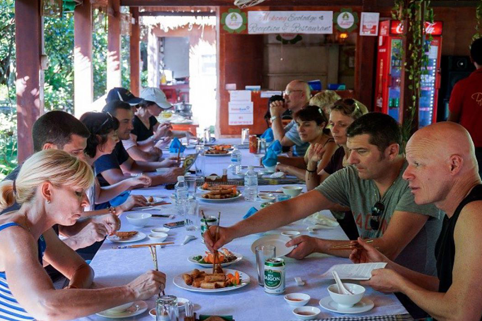 specialities-cai-be-floating-market-tan-phong-island-full-day-group-tour-3