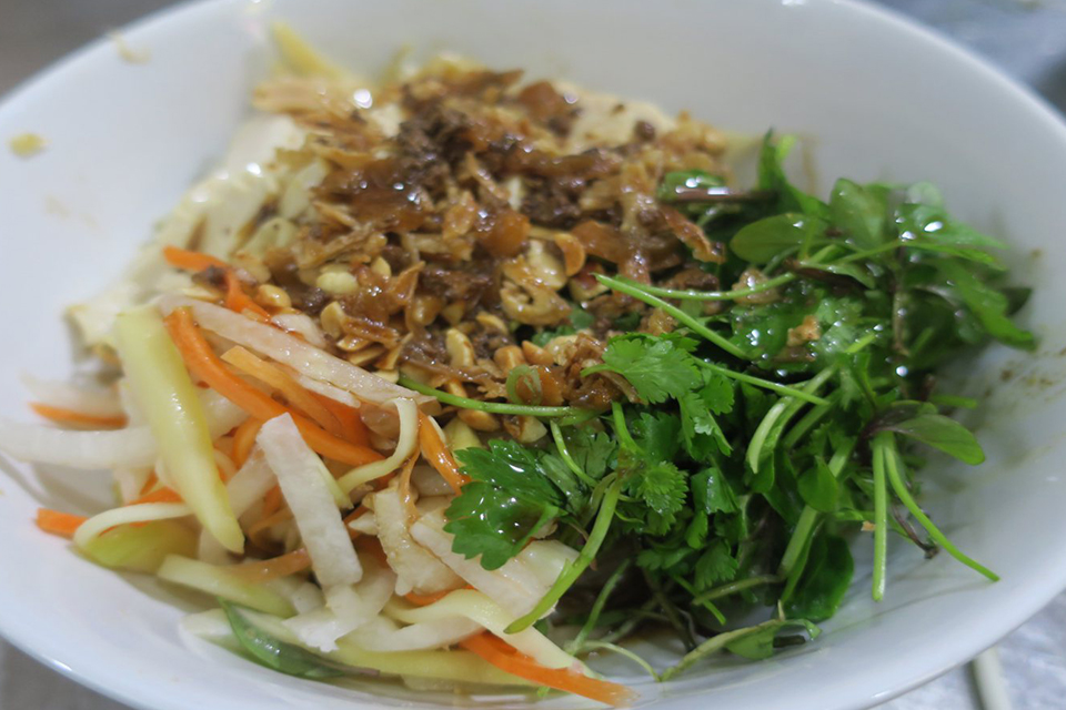 hanoi-afternoon-street-food-walking-tour-2