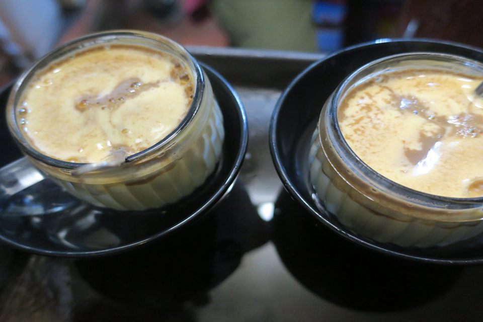 hanoi-afternoon-street-food-walking-tour-4