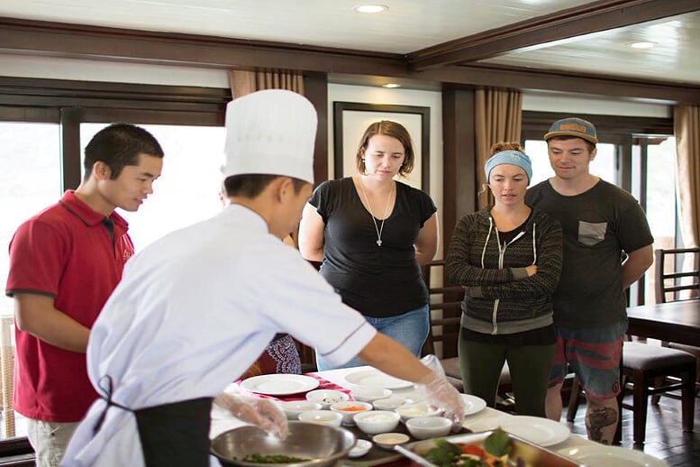 combo-hanoi-mai-chau-halong-4-days-3