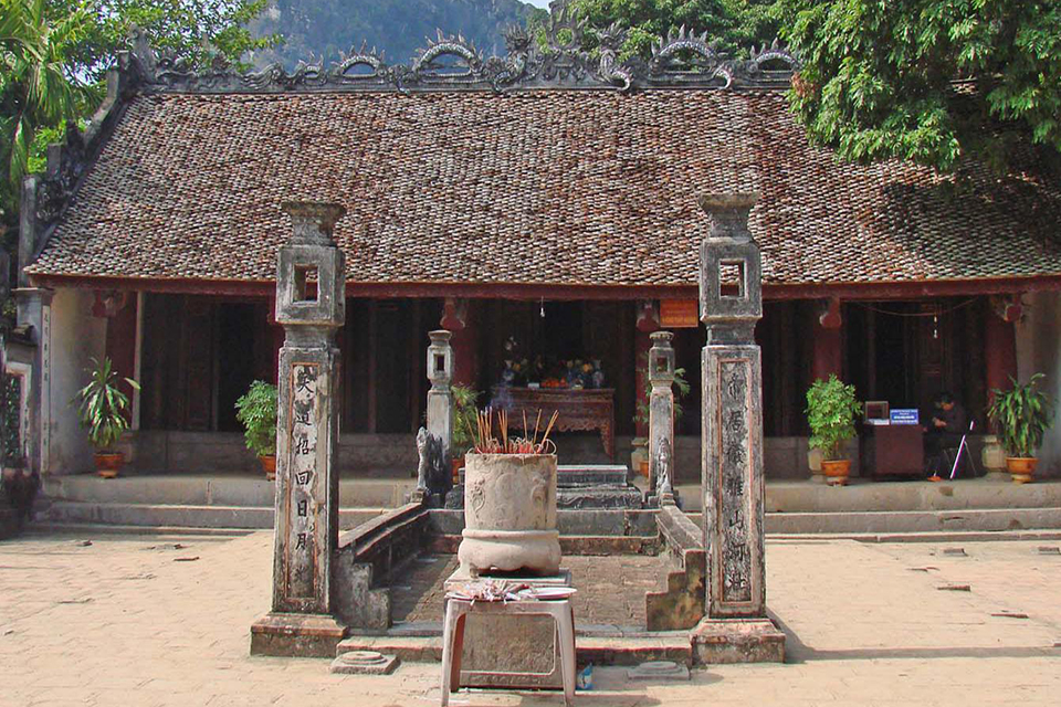 hoa-lu-tam-coc-full-day-group-4