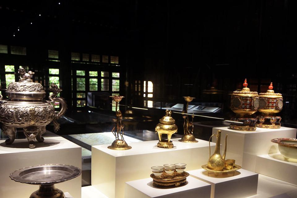 960-hue-royal-museum-1