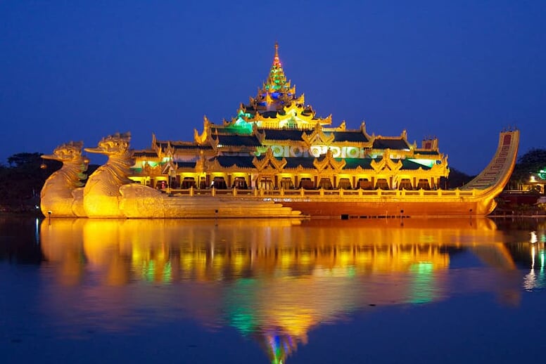 yangon-bago-yangon-3-days-2-nights-karaweik-kandawgyi-lake-6