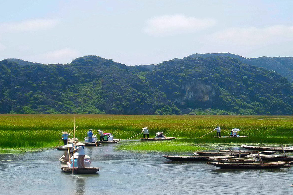 kenh-ga-hot-spring-phat-diem-cathedral-full-day-private-1