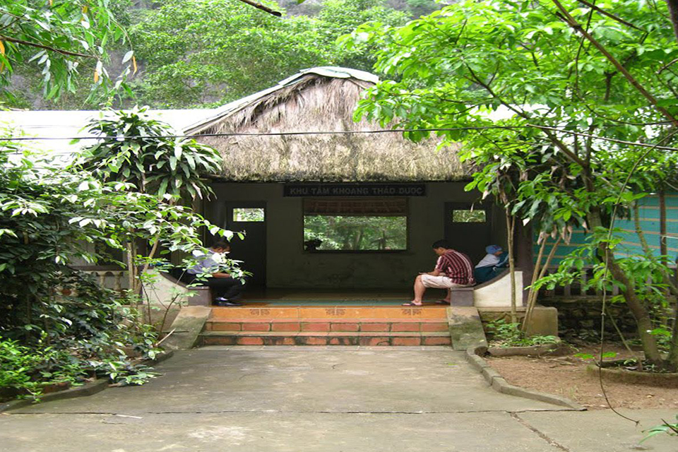 kenh-ga-hot-spring-phat-diem-cathedral-full-day-private-2