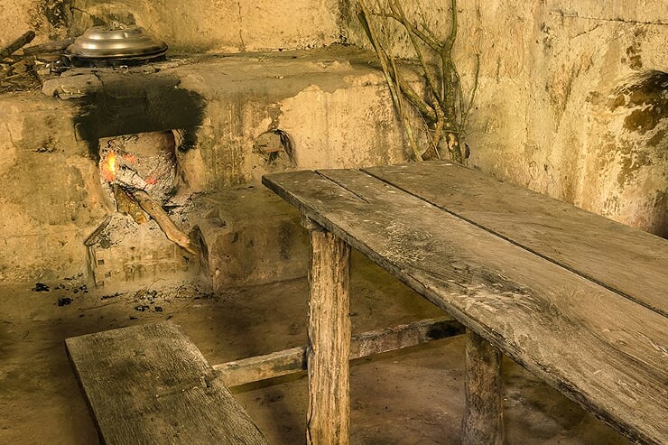 kitchen-in-cu-chi-tunnels