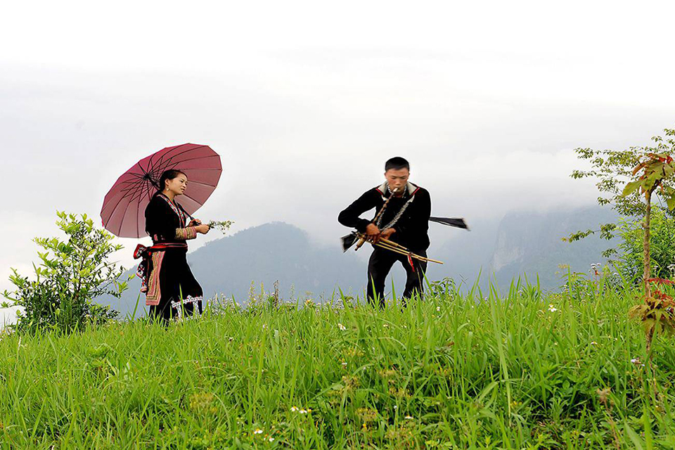 sapa-cat-cat-lao-chai-ta-van-bus tour-2d1n-4
