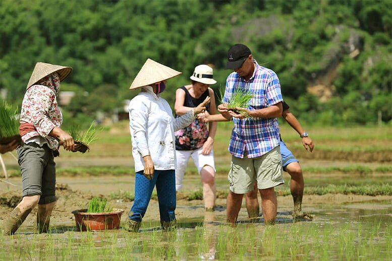 northern-viet-nam-laos-13-days-mai-chau-2