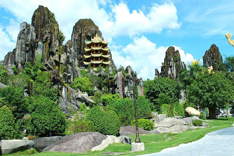 marble-mountain-and-cham-museum-half-day-4
