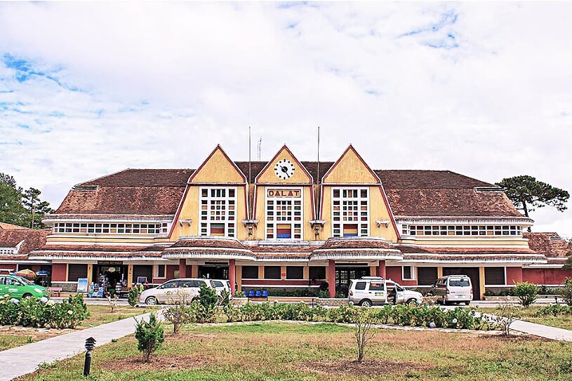 old-train-station-2