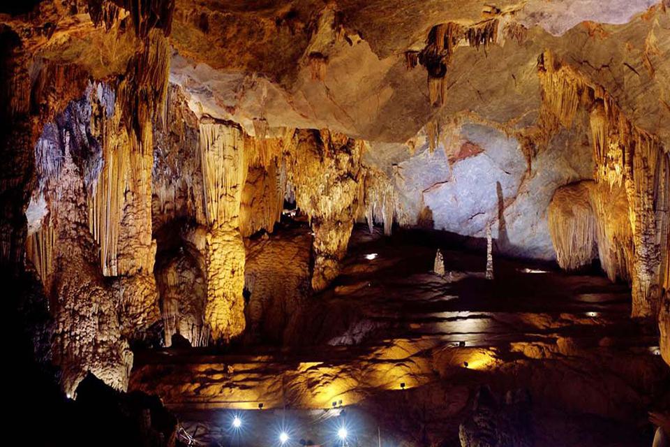 960-phong-nha-cave-2