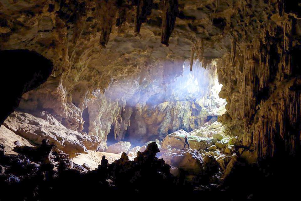 960-rat-cave