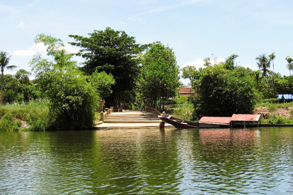 960-river-phuoc-tich-village