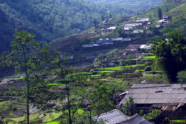 sapa-trekking-bac-ha-market-3d4n-3