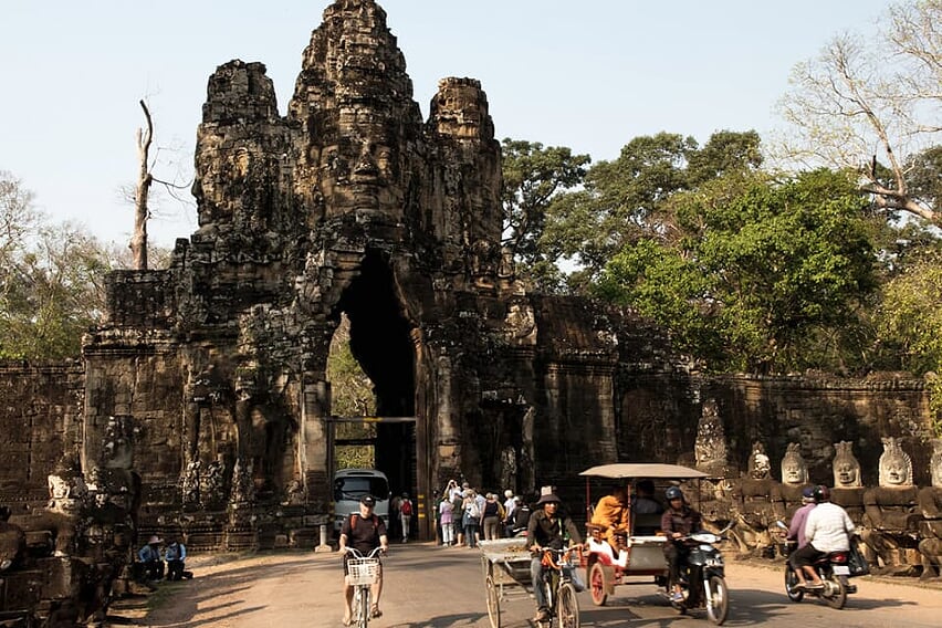 south-gate-siem-reap