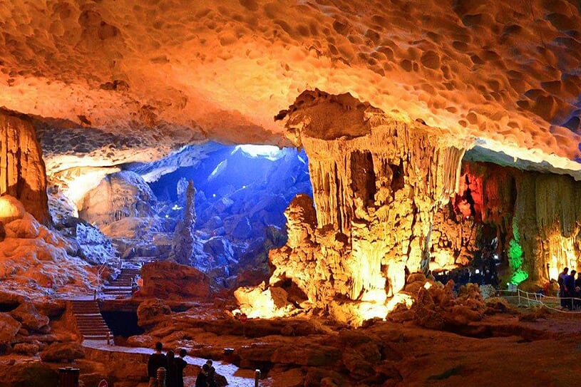 sung-sot-cave