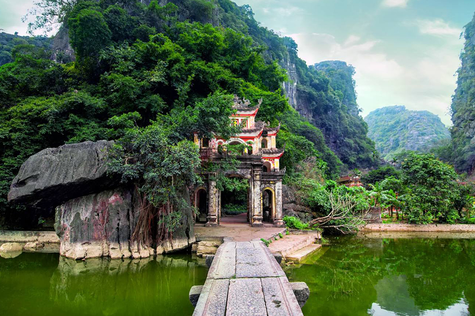 bich-dong-pagoda-5