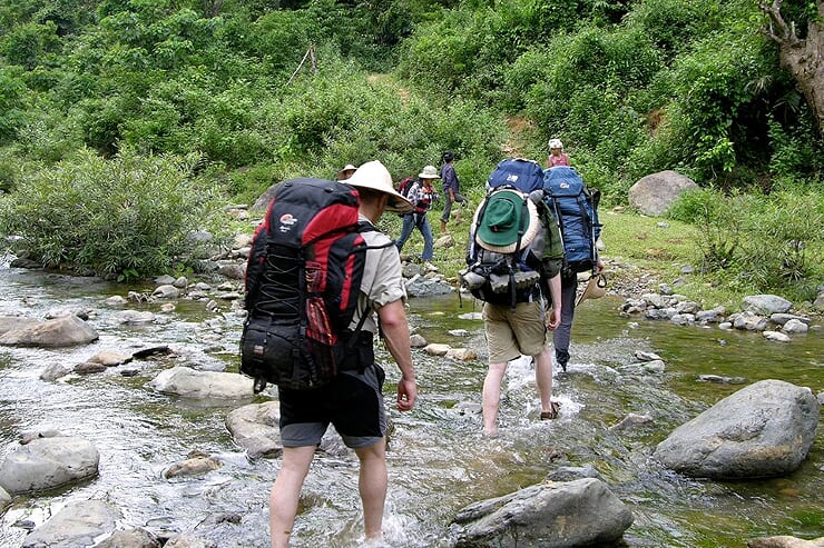 trekking