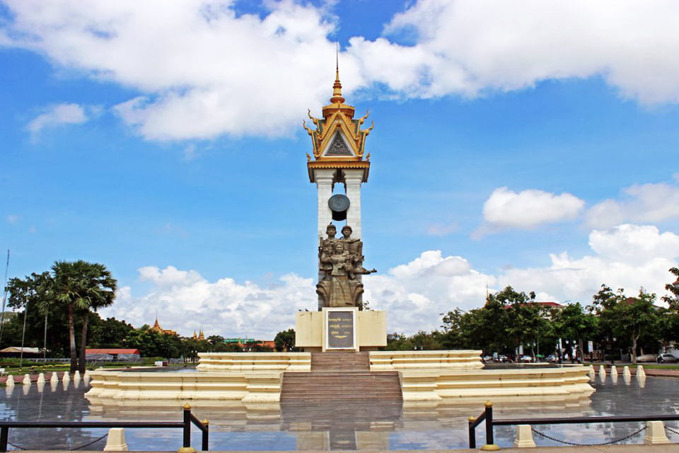 visit-cambodia-7-days-6-nights-1