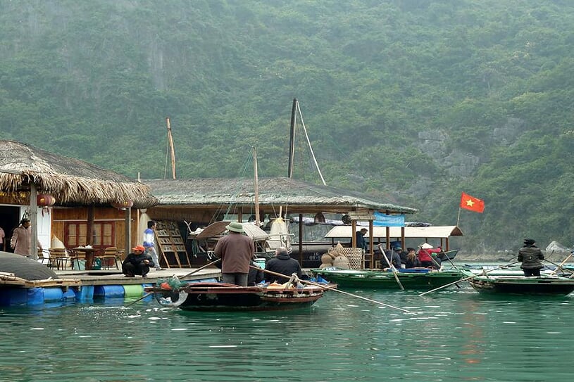 vung-vieng-floating-village
