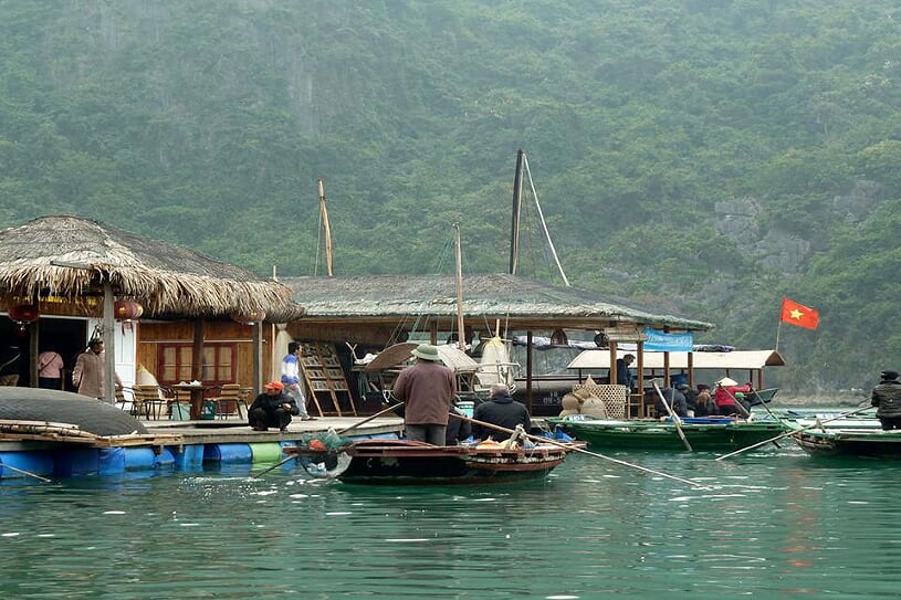 vung-vieng-floating-village