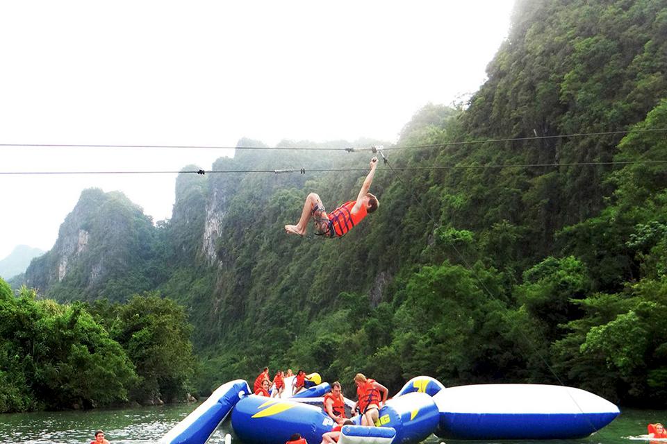 960-zipline-in-phong-nha-ke-bang