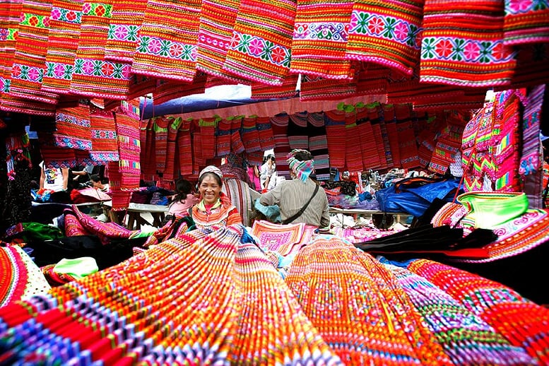 sapa-trekking-bac-ha-market-3d4n-5