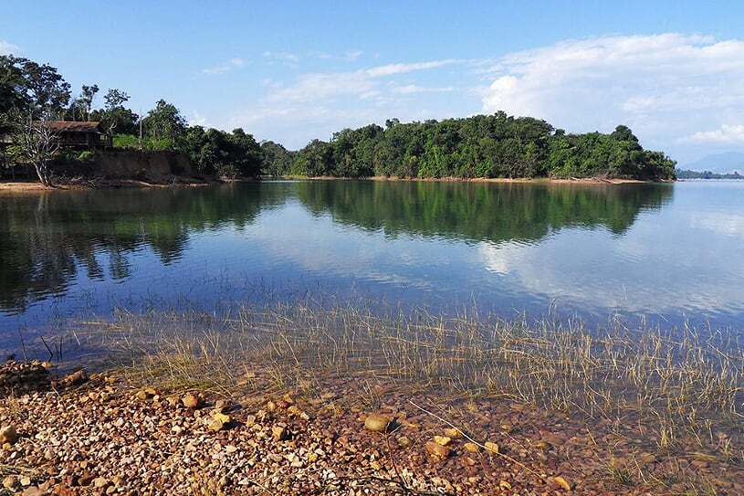 islands-on-nam-ngum-lake