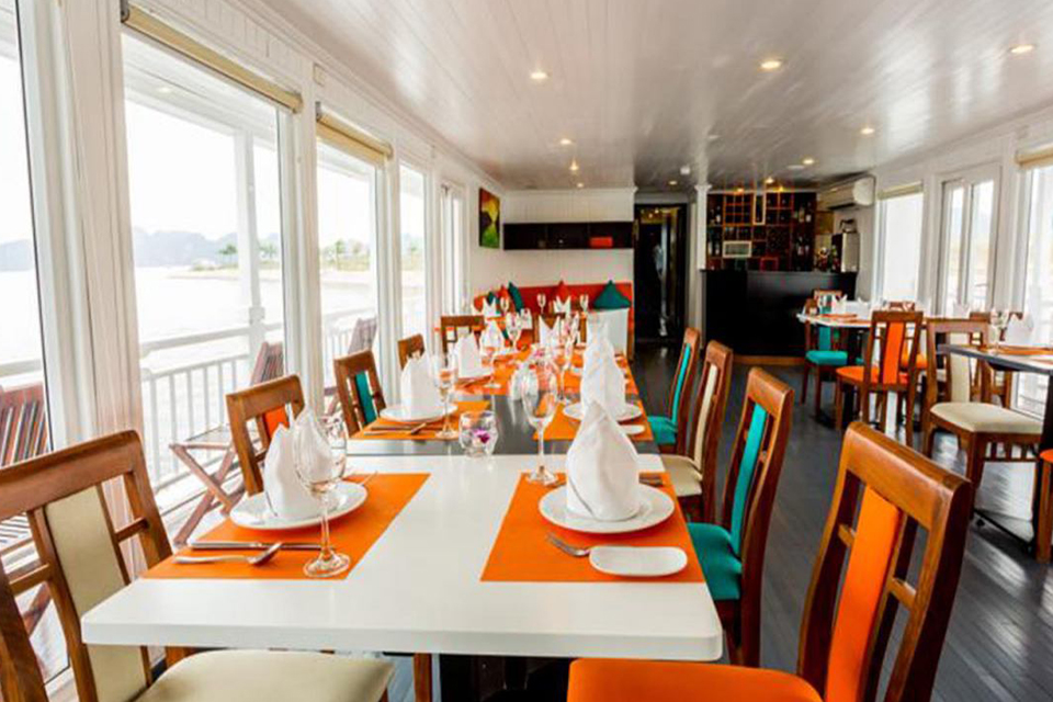 l'azalee-deluxe-cruise-3-days-2-nights-2