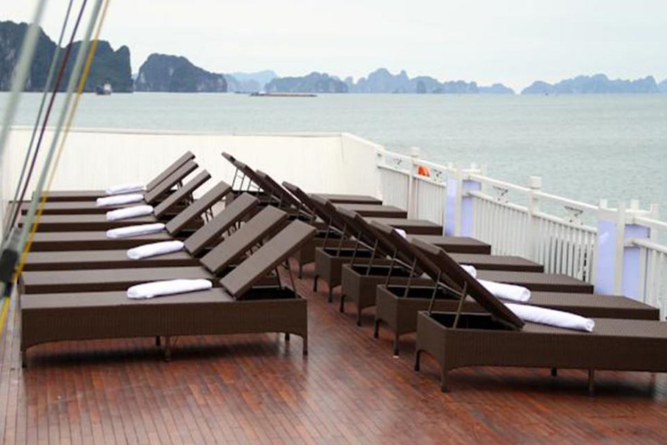 l'azalee-deluxe-cruise-3-days-2nights-1
