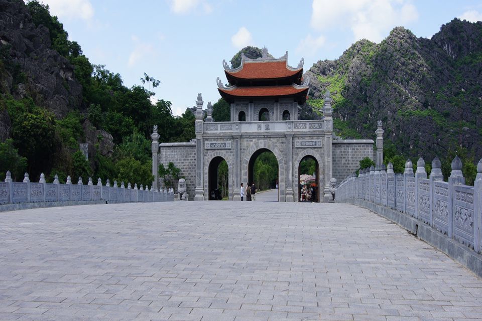hoa-lu-thung-nham-bai-dinh-trang-an-2days-1