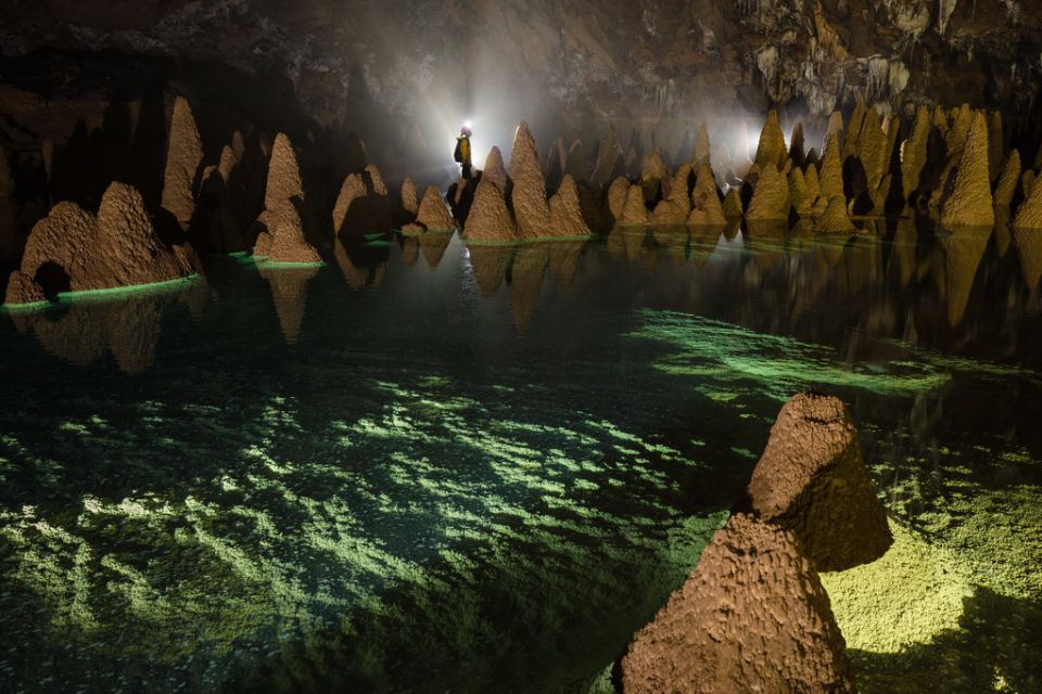 nuoc-nut-cave-discovery-full-day-4
