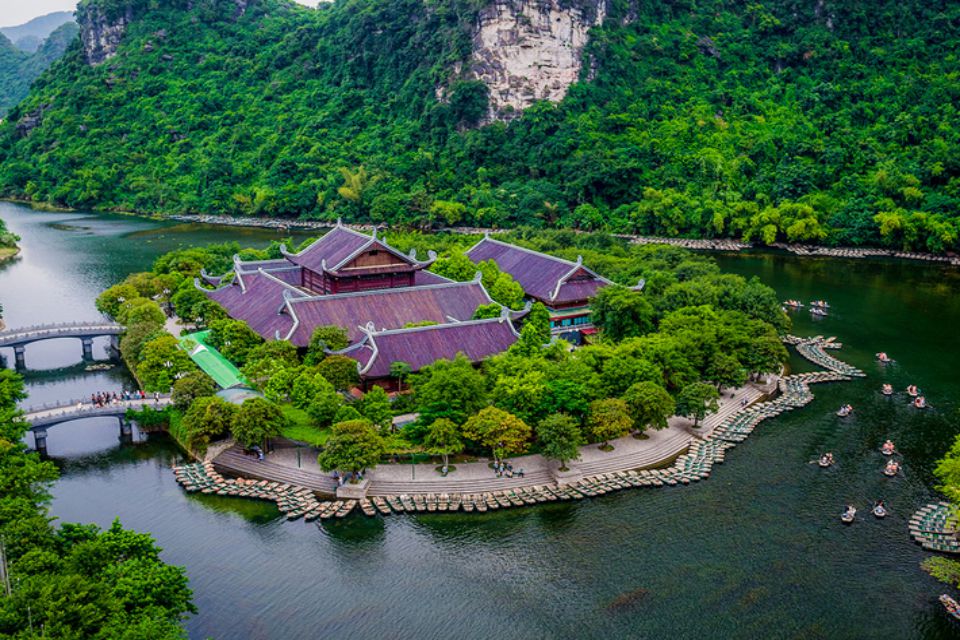 hoa-lu-thung-nham-bai-dinh-trang-an-2days-9