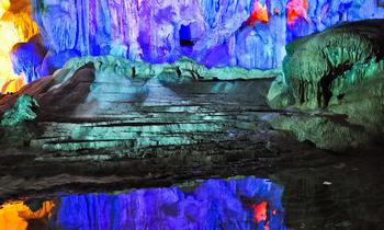 Hanh Cave - The longest cave of Halong Bay