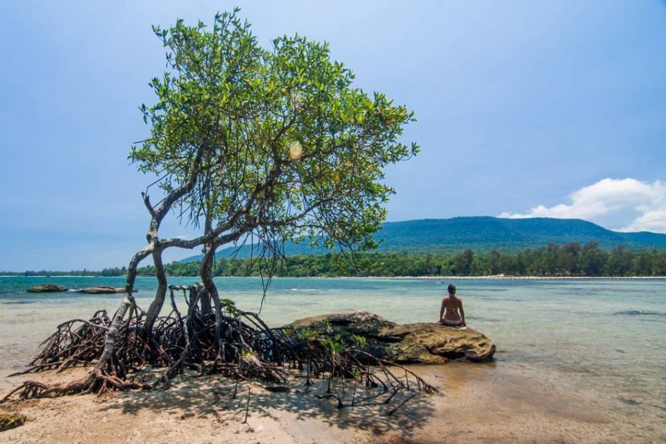 hon-mot-island