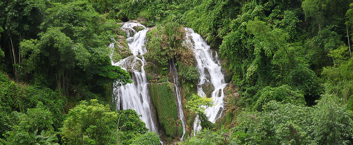 Go Lao Waterfall