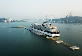 Halong international cruise port