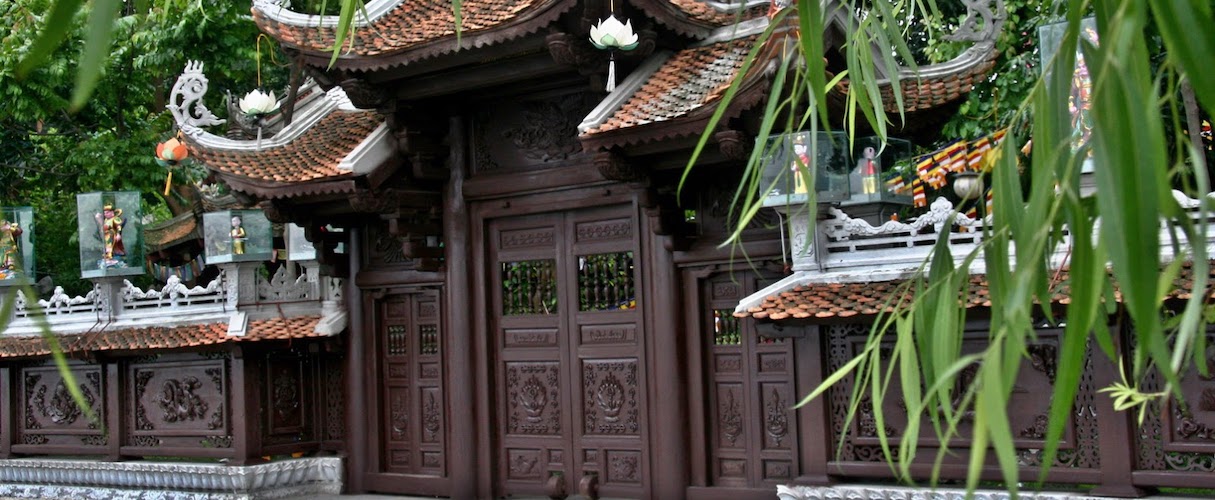Van Nien Pagoda