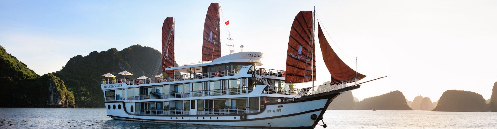 Perla Dawn Sails
