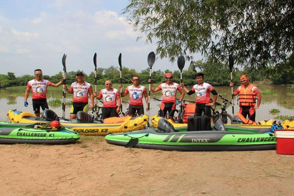kayaking-mekong-delta-adventure-day-tour-3