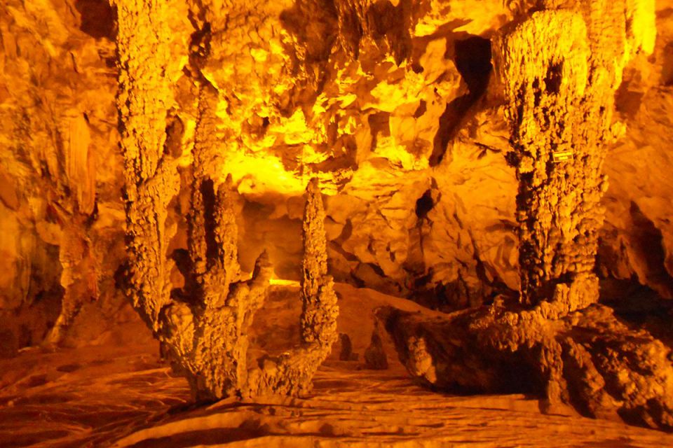 nguom-ngao-cave