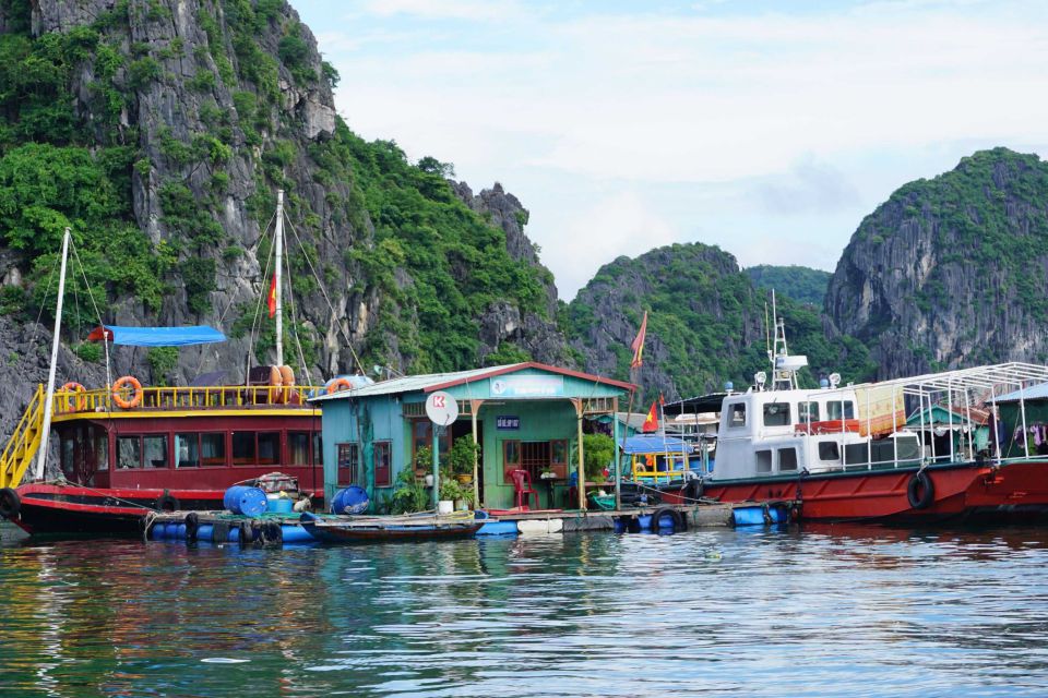 halong-fishing-village