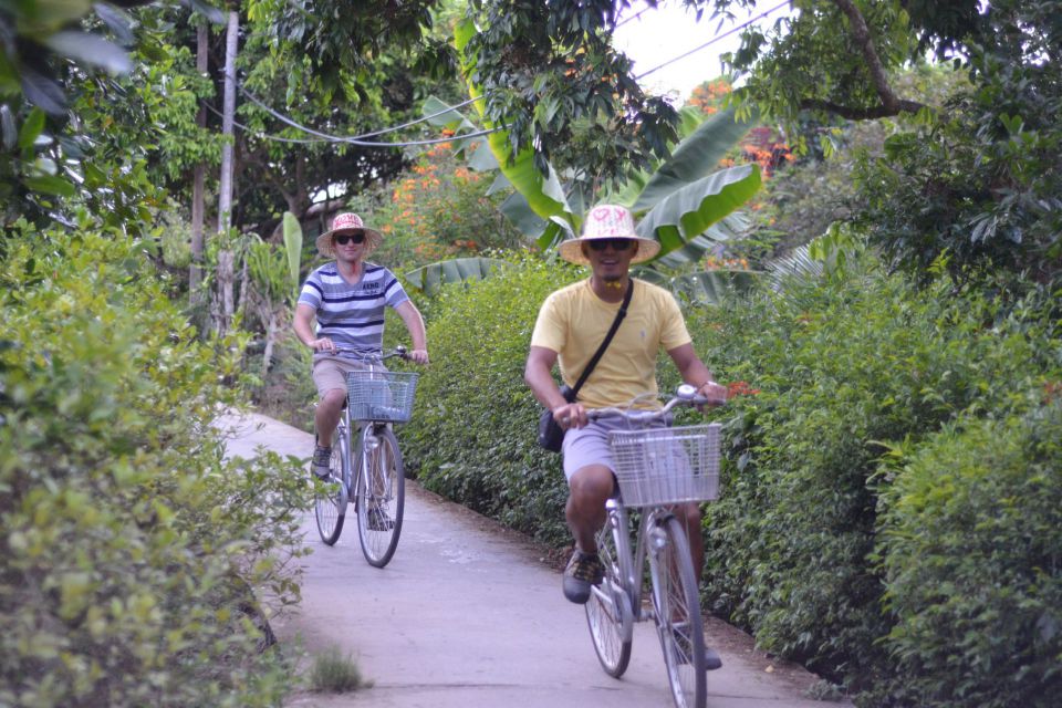 cycling-around-village2_960