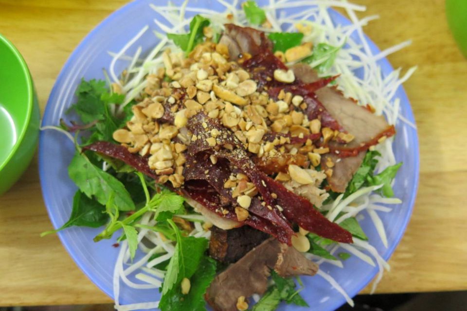 nom-bo