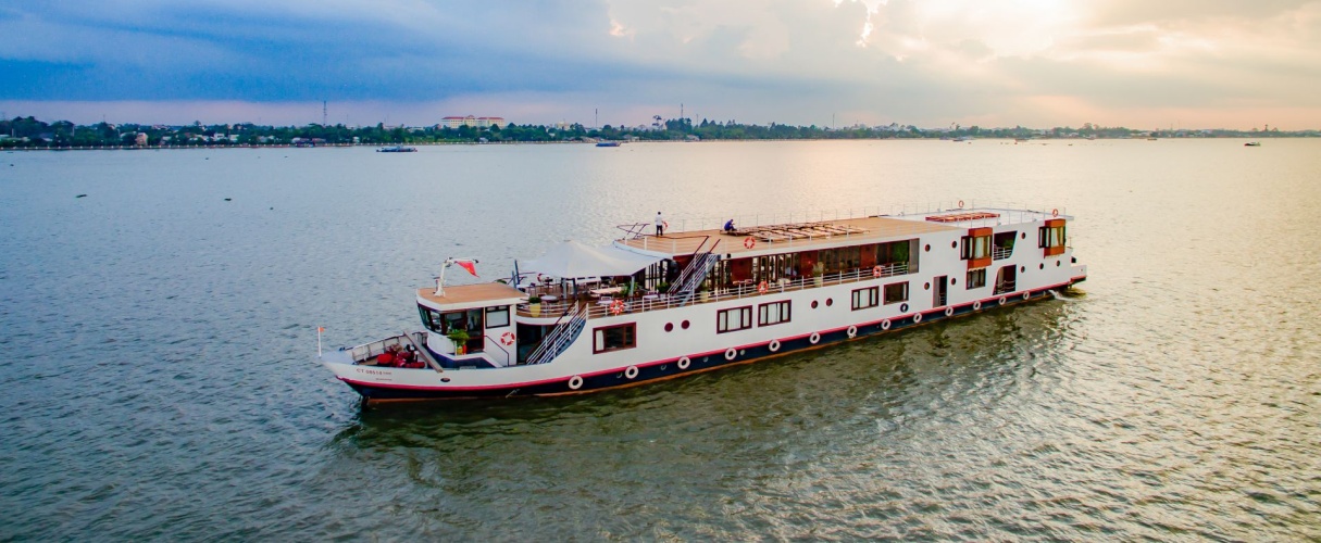 Mekong Eyes Explorer 4D3N Saigon - Phnom Penh