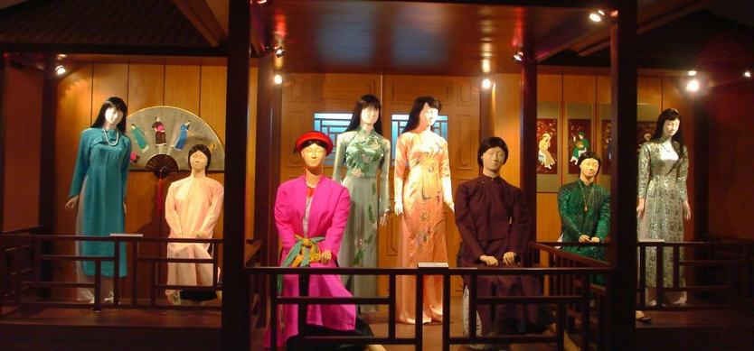 An Extra Training with Hanoi Free Walking Tours at Vietnamese Women’s Museum